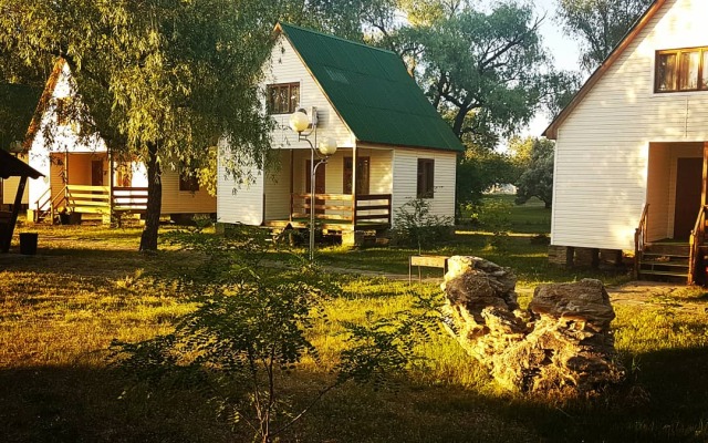 Tikhie Zori Recreation Center