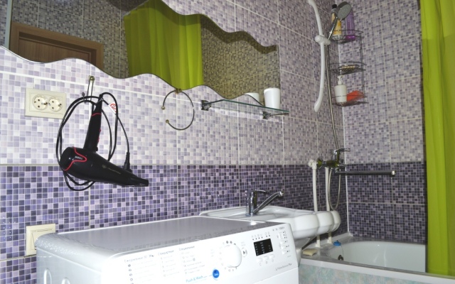 Na 21 Etazhe Academ Riverside Apartments