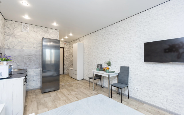 Апартаменты Студия на Автомобилистов 13