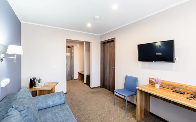 Hotel Mayak