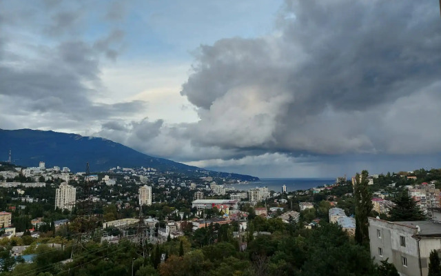 Апартаменты Ялта Алмаз 6