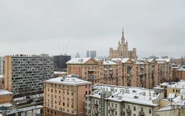 Квартира GM Apartments Стильная Трехкомнатная с видом на Новый Арбат