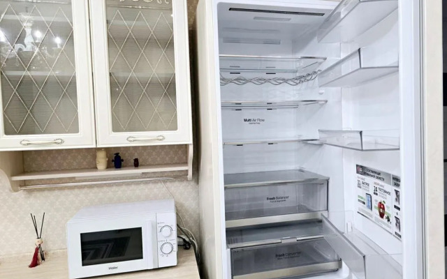 Na Proyezde Atlasova Flat