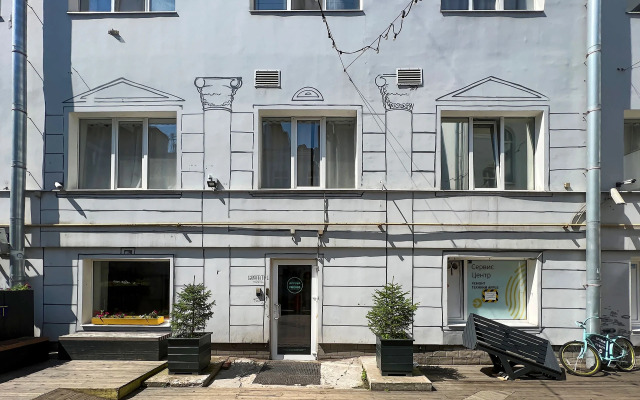 Druzya Graffiti Hostel