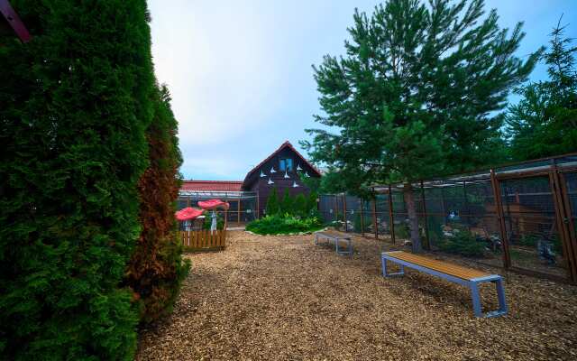FishPoint Family Resort (Zolotoy Sazan) Hotel