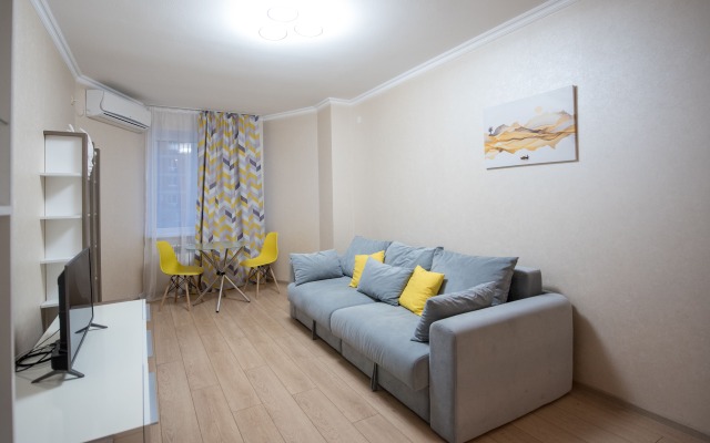 Smile Apartments S Vidom Na Prud V Zhk Ryabinina Apartments