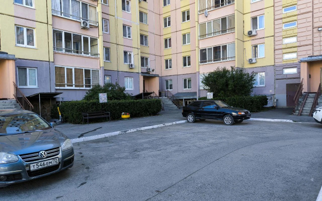 Квартира Просторная и уютная двухкомнатная вблизи аквапарка Лето-Лето! Arendatmn24