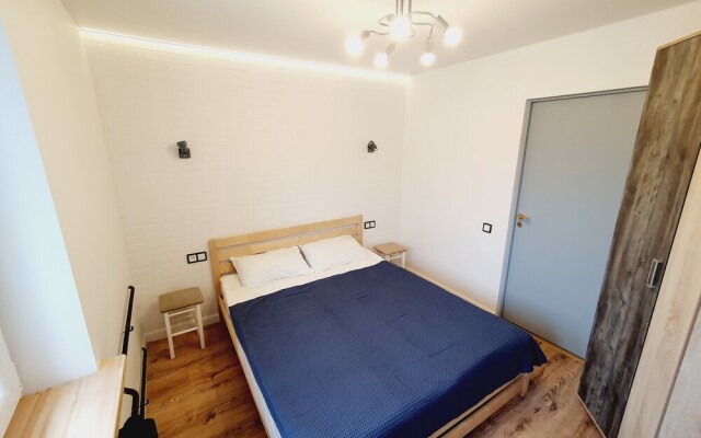 Апартаменты на Московской 30