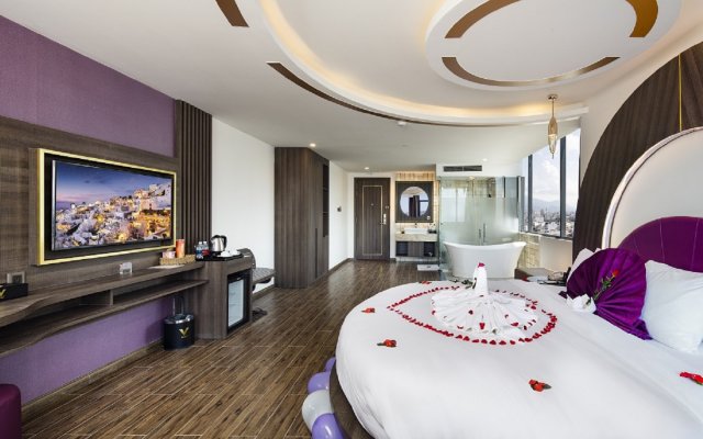 V Hotel Nha Trang