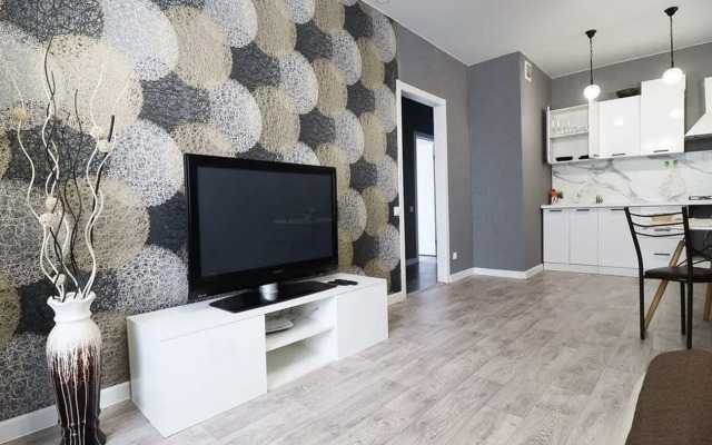 3-kh Komnatnaya V Oruzheynoy Stolitse Flat