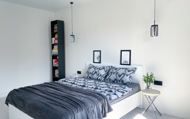 Black & White Apart Apartments
