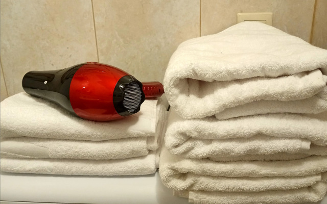 Ryadom S Naberezhnoy Volgi Flat