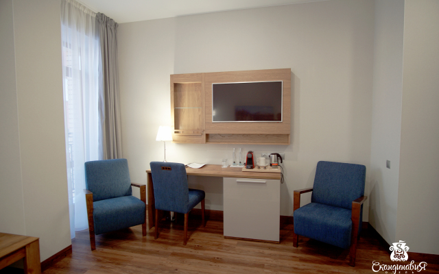 Skandinaviya Hotel