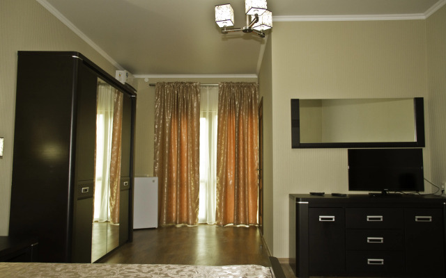 Hotel Medoviy