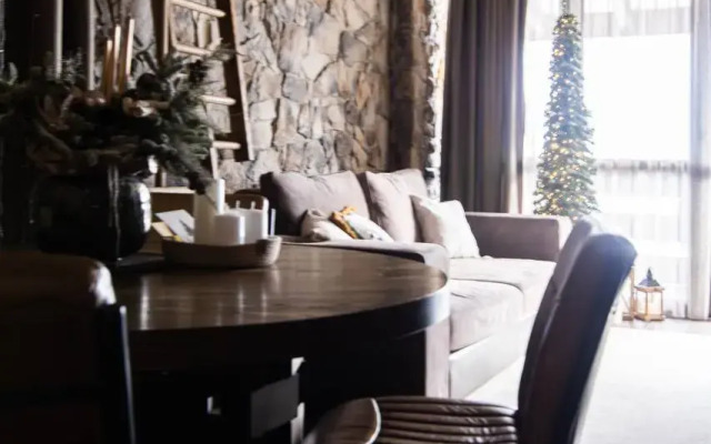 V Stile Shale Apartments