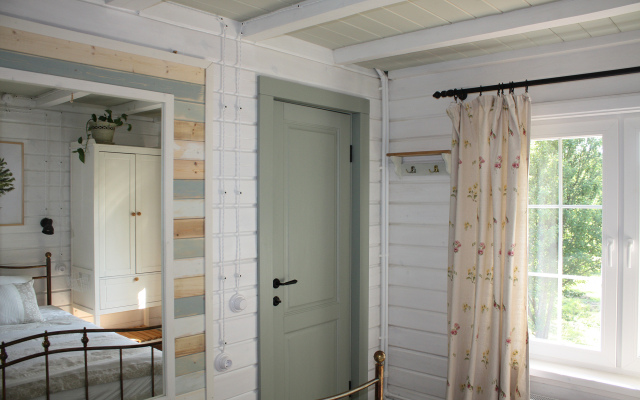 Tri Kholma Guest house