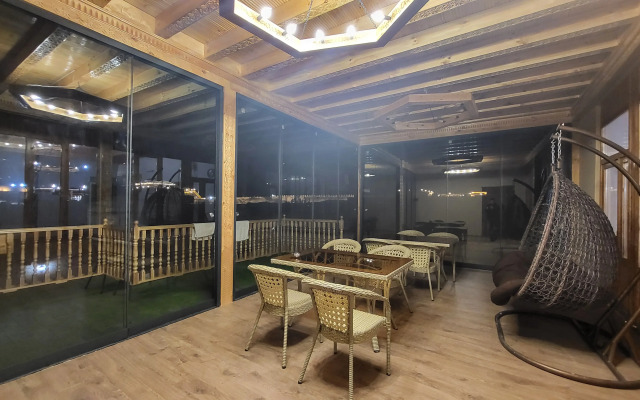 Ulli Oy Boutique Hotel & Terrace Mini Hotel