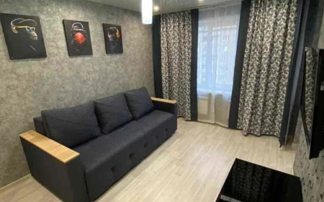 Na Zheleznodorozhnikov 22 Flat