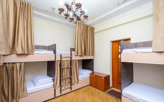 Areva Hostel & Apartment
