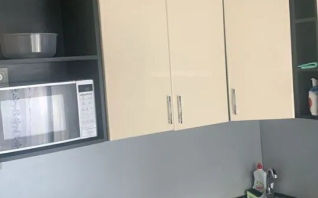 Na Ul. Maksimovskogo 10 Flat