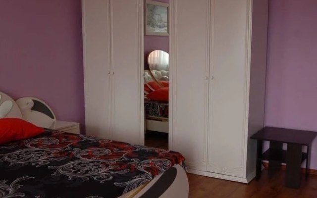 Gostevoy Dom na Tsitrusovoy