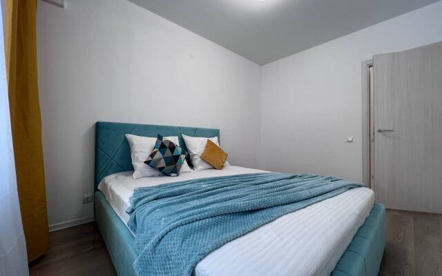 Квартира Евро 2-к Бирюзовое утро