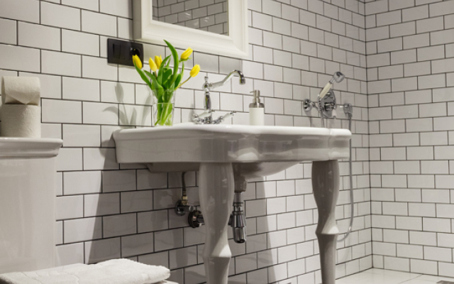 Inretro White by Apartica