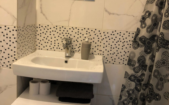 Na Ulitse Lyotchika Ulyyanina 7B Flat