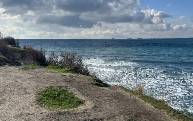 2ka Nedaleko Ot Morya Flat