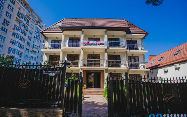 Anzhelika Hotel