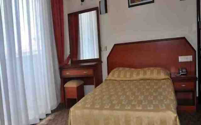Sunshine Hotel