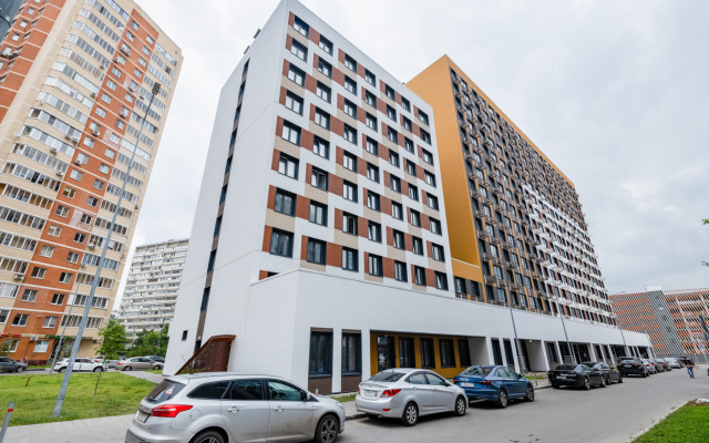 Na Bulvare Ejnshteyna Dom 4 Apartments