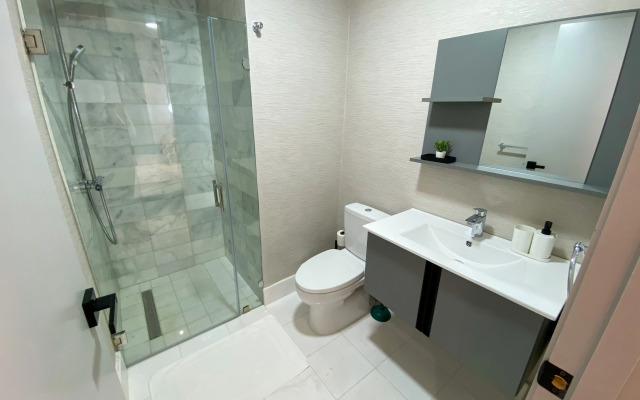 Monaco XII Apartments