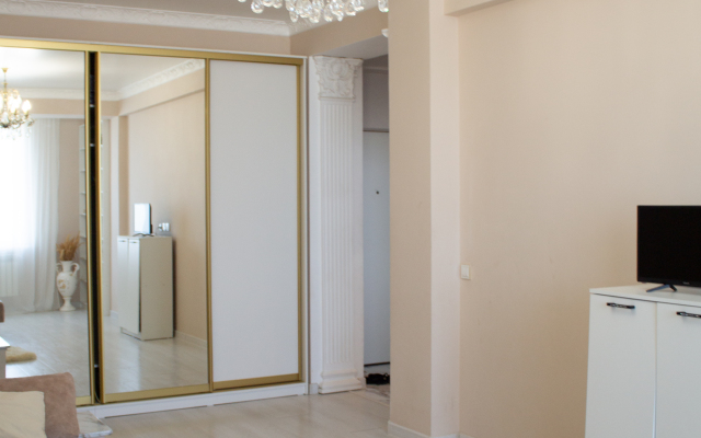 Kvartira S Vidom Na More U Allei Flat