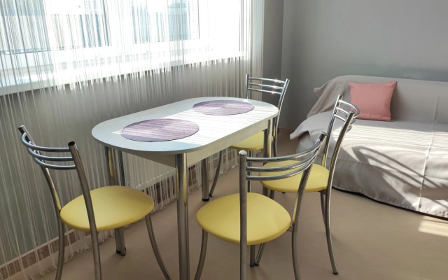 Panda Home sovremennom ZhK s krasivym vidom na reku Apartments