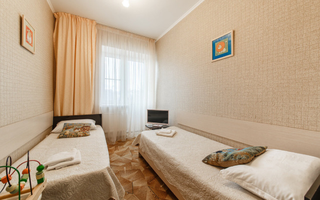 Chelsi Hotel