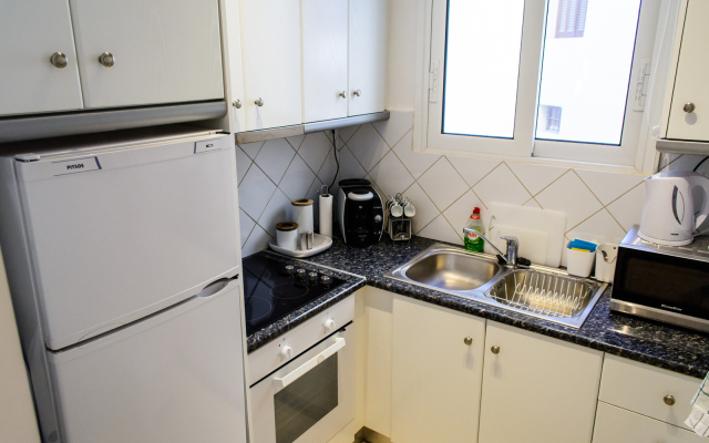 Cozy in Plaka Apartments