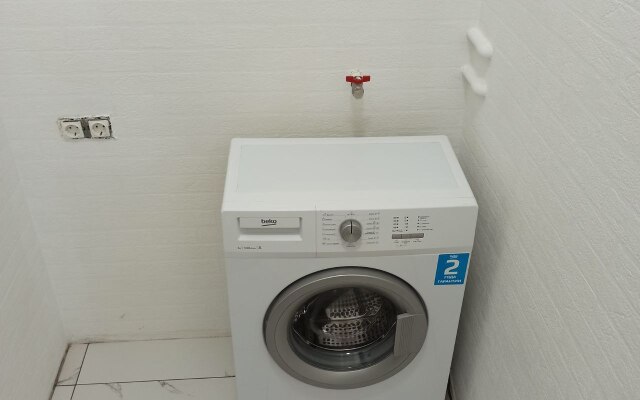 Dvukhurovnevyе v zdanii TTS Apartments
