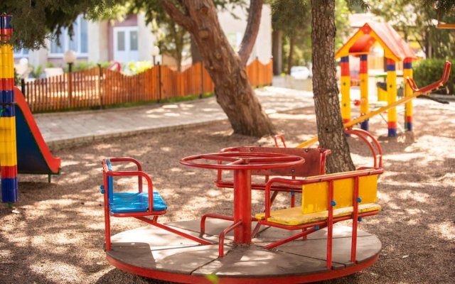 Kurortny Hotel Atelika Voskhod 2**