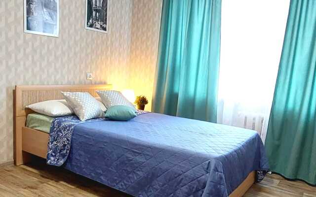 Komfortny Ekonom v Zelenoy Rosche Flat