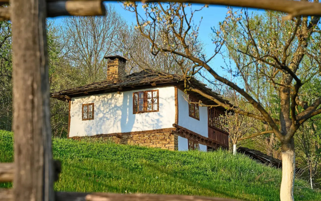 Karashka Guest House
