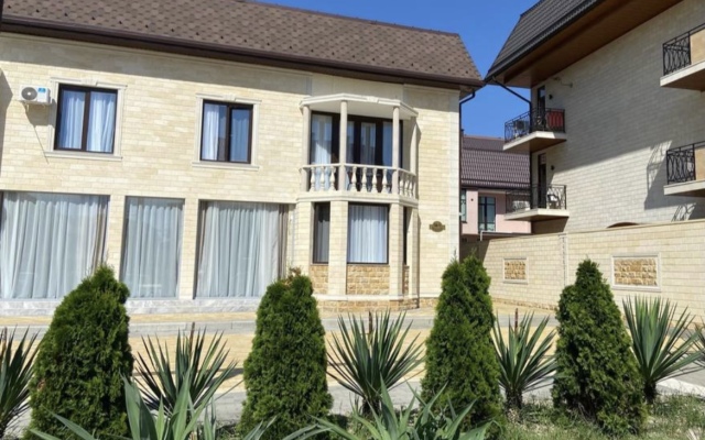 Family Guest House