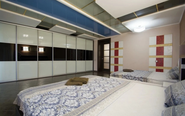 Апартаменты Независимости 74