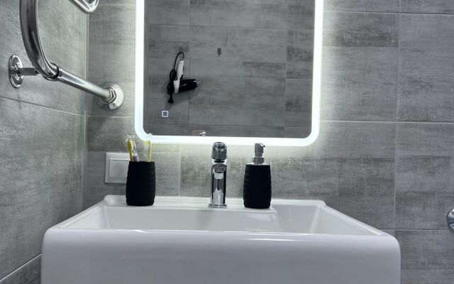 Novye Galaapart u Parka Pobedy Apartments