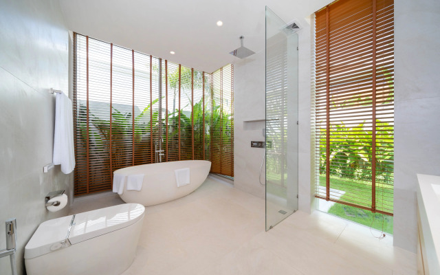Swimming Pool Villa