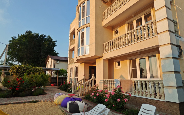 Garmoniya Guest house