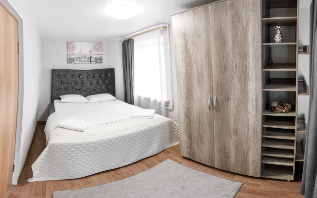 Апартаменты Двухкомнатные в центре города на Красноармейская 124