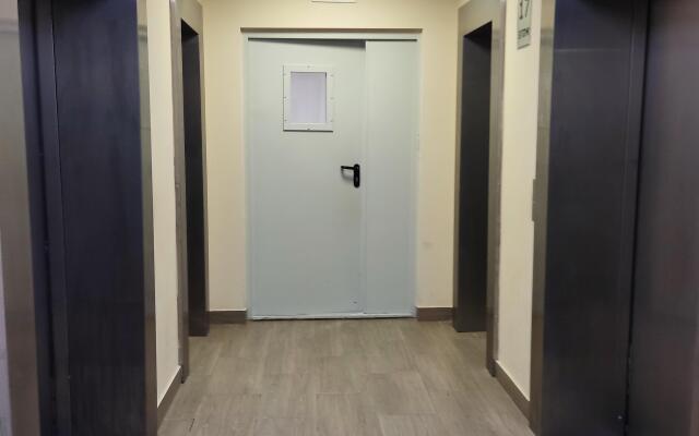 Apartamenty V Khimkakh Vozle Megi Lodging House