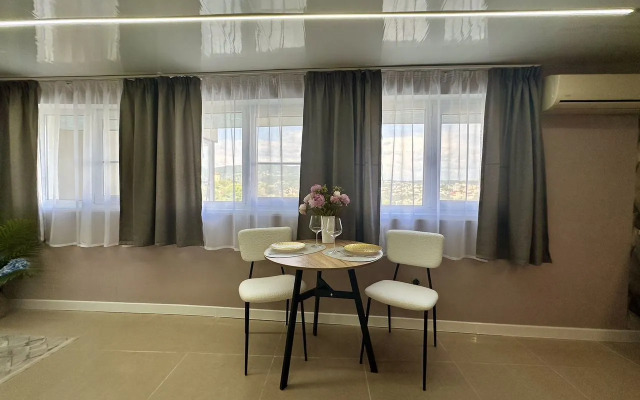 Na Pasechnoy 64 Flat