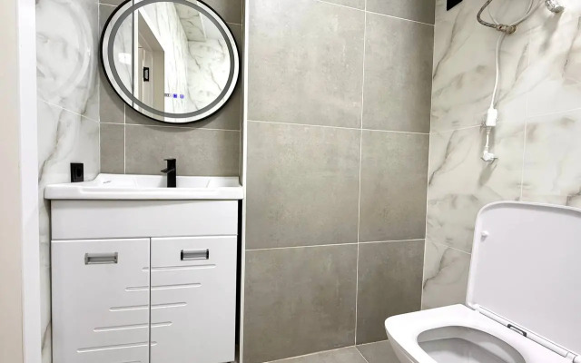 Frunze 466/43 Blok A Flat